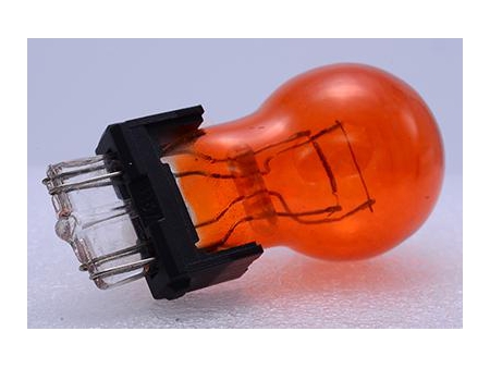 ﻿ لمبات مصغرة بخيط مزدوج  P27/7W 3157