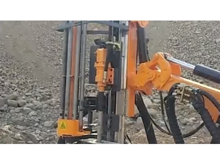معدة حفر DTH متكاملة للمناجم والمحاجر المفتوحة، KT7C Integrated Down the hole Drill Rig for Open Pit Mines and Quarries