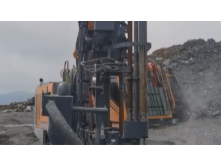 حفارة DTH متكاملة بكابينة تشغيل، KT12 Integrated down the hole drill rig