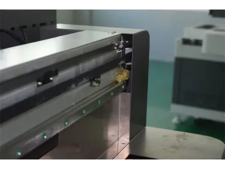 طابعة مسطحة بأداء عالي UV High-Performance YD-F2513R4 UV Flatbed Printer