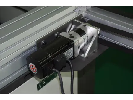 طابعة مسطحة بأداء عالي UV High-Performance YD-F2513R4 UV Flatbed Printer