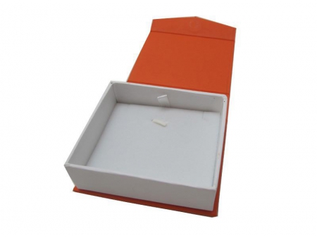 علب ورقية من قطعتين بغطاء متصل Hinged Lid Rigid Box, One Piece