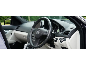 إكسسوارات الألومنيوم الداخلية للسيارة  Automotive Aluminum Interior Kits