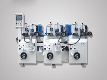 ماكينة طلاء الدهان، رول متعدد  Multiple Roller Coater