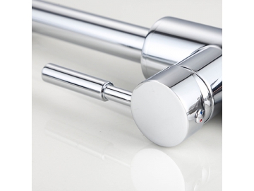 خلاط مطبخ بعنق حلزوني وفوهة قابل للسحب SW-KF002                     Single hole pull down kitchen faucet with spring load