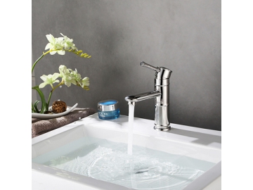 خلاط مغسلة مقبض واحد مظهر الكروم المصقول SW-BSS004                     Single handle Sink Faucet in chrome polished finish