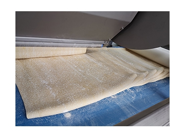 خط توريق العجين  				 خط التوريق لإنتاج شرائح العجين    Compact Dough Laminating Line