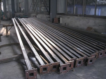 أعمدة إنارة الشوارع<br /> <small>(الأعمدة المربعة)</small>